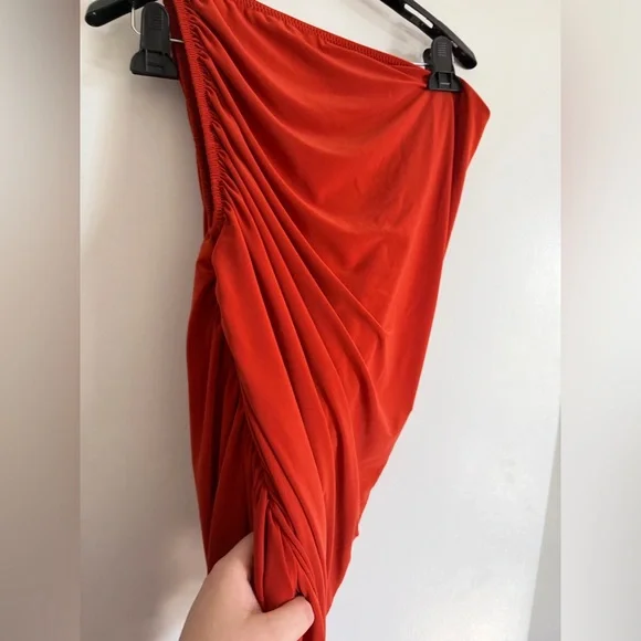 Norma Kamali Red/Orange Cinnamon Diana Gown Midi One Shoulder Dress size S/36 - Picture 6 of 9